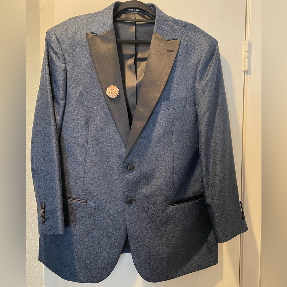 Men’s Dress Blazer.